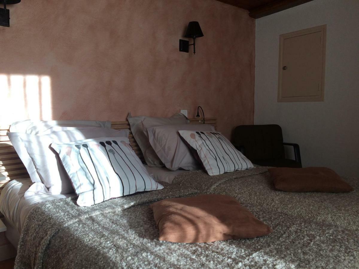 La Maison De Valentine Jarjayes Экстерьер фото